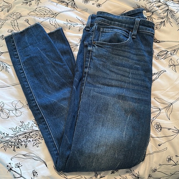 Abercrombie & Fitch Dark Wash Super Skinny Ankle High Rise Jeans - Picture 1 of 3